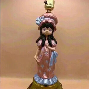 Vintage Handmade 70s Prairie Doll Pink Bonnet Girl Porcelain Table Lamp 16” Tall
